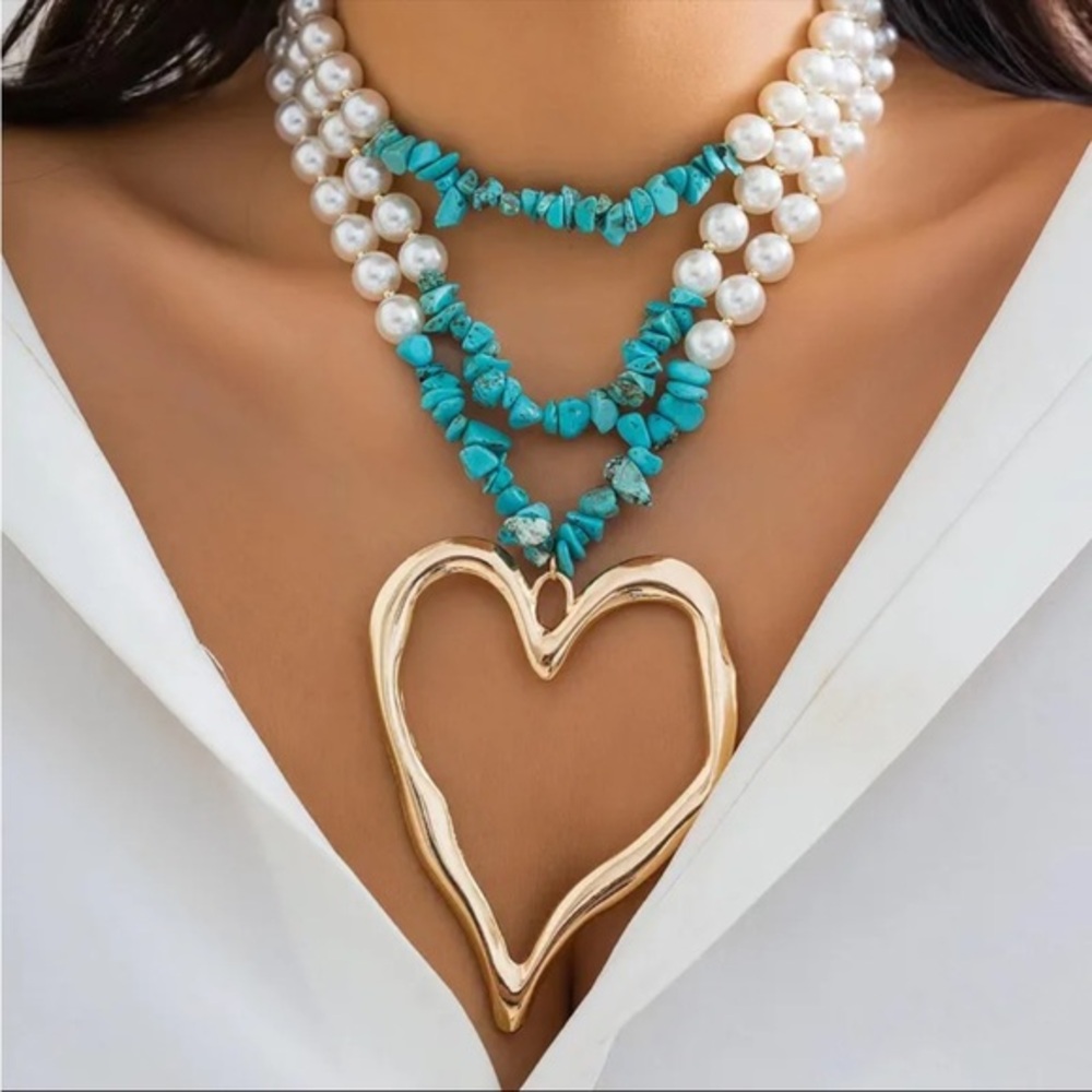 BOHO SUMMER 💋💋 STATEMENT Heart Necklace Faux Pearls Turquoise Beads Silver Tone